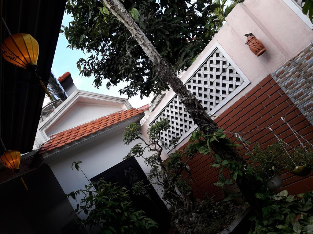 Red Ceramics Homestay Хойан Экстерьер фото