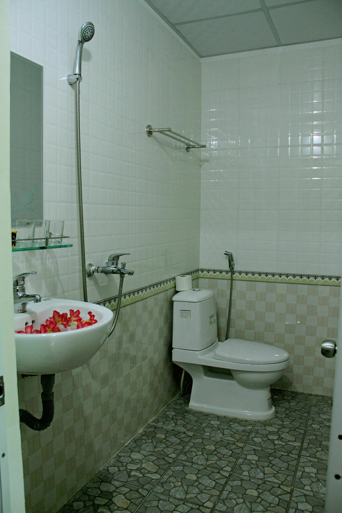 Red Ceramics Homestay Хойан Экстерьер фото